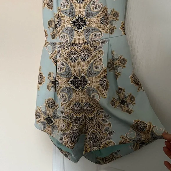 Aztec Print Romper - Picture 2 of 6